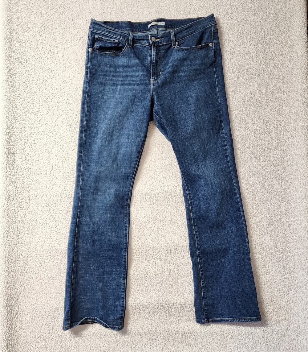 Levis Womens Classic Bootcut Jeans Size 14 32x32 Dark Wash Mid Rise Stretch Y2K